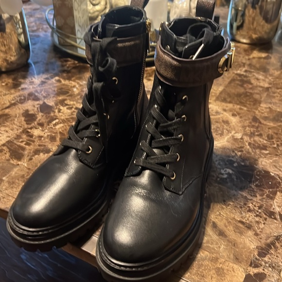 Mk 🤩 - Picture 2 of 6